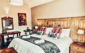 59 On True North Guest Rooms